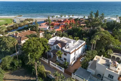 Detached Villa in Estepona