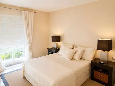 Middle Floor Apartment in Nueva Andalucía