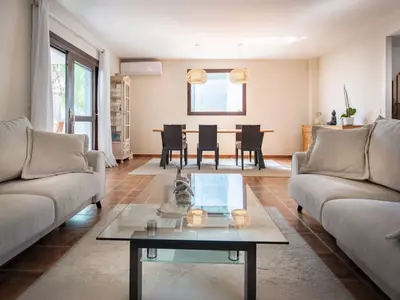 Semi-Detached House in El Paraiso