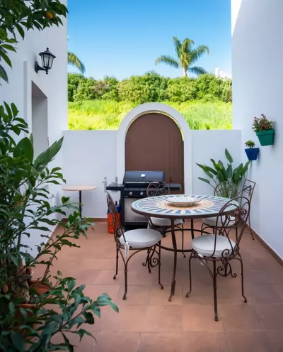 Semi-Detached House in El Paraiso