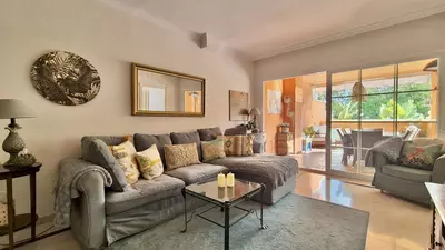 Middle Floor Apartment in Nueva Andalucía