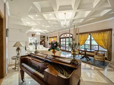 Detached Villa in Nueva Andalucía