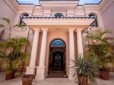 Detached Villa in Nueva Andalucía