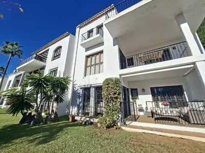 Ground Floor Apartment in Nueva Andalucía