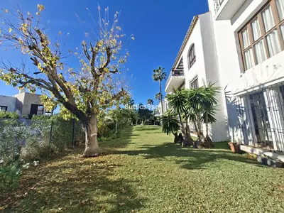 Ground Floor Apartment in Nueva Andalucía