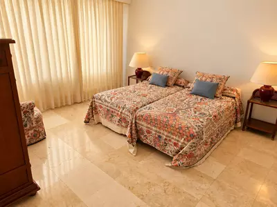 Ground Floor Apartment in Guadalmina Baja