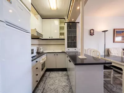 Middle Floor Apartment in Marbella