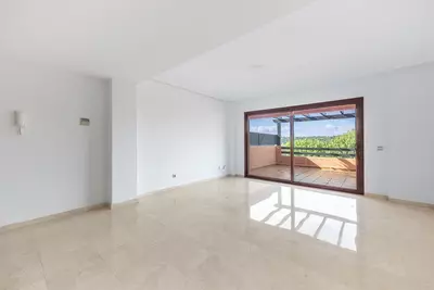 Middle Floor Apartment in Casares Playa