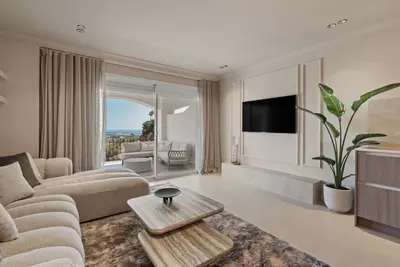 Middle Floor Apartment in Benahavís