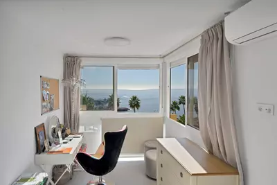 Middle Floor Apartment in Marbella