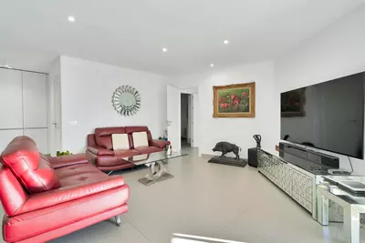 Middle Floor Apartment in Marbella