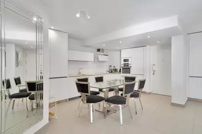 Middle Floor Apartment in Marbella