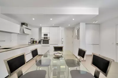 Middle Floor Apartment in Marbella
