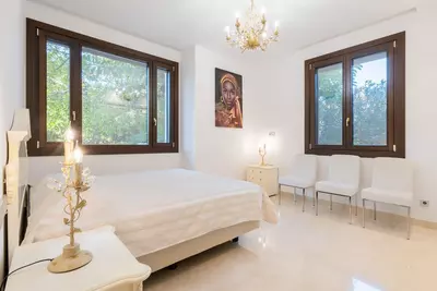 Detached Villa in Guadalmina Baja