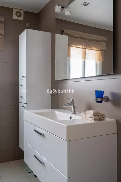 Ground Floor Apartment in Nueva Andalucía