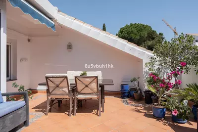 Ground Floor Apartment in Nueva Andalucía