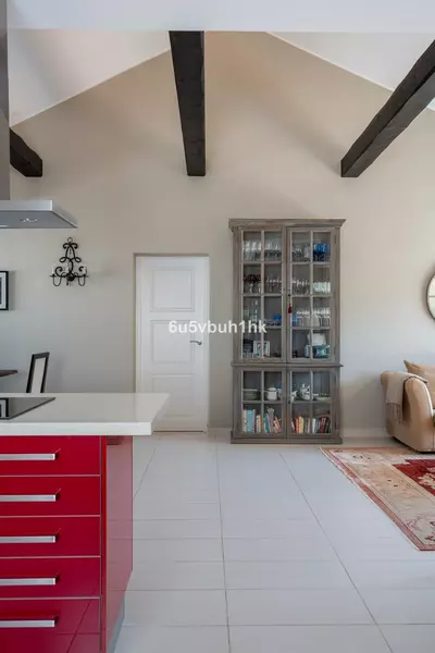 Ground Floor Apartment in Nueva Andalucía