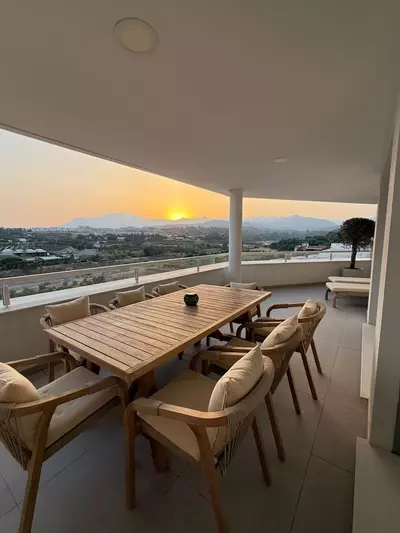 Middle Floor Apartment in Cancelada