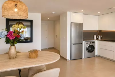 Middle Floor Apartment in Cancelada