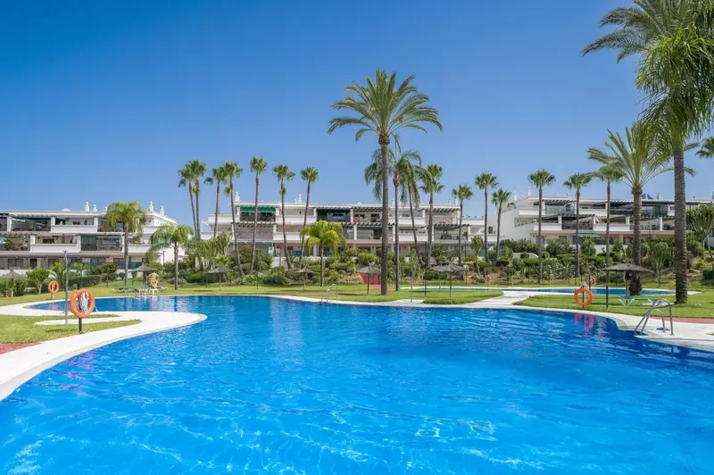 Middle Floor Apartment in Marbella