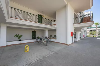 Middle Floor Apartment in Marbella