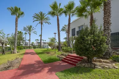 Middle Floor Apartment in Marbella