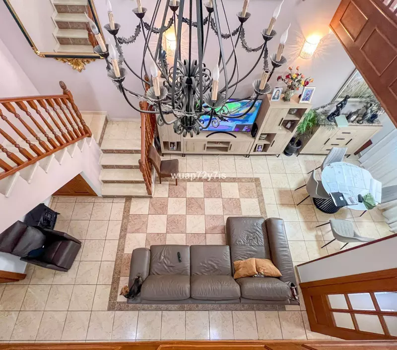 Semi-Detached House in Estepona