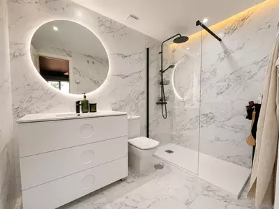 Top Floor Apartment in Nueva Andalucía