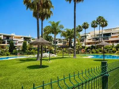Top Floor Apartment in Nueva Andalucía