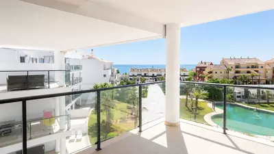 Middle Floor Apartment in Manilva