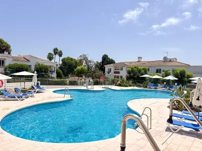 Top Floor Apartment in El Paraiso
