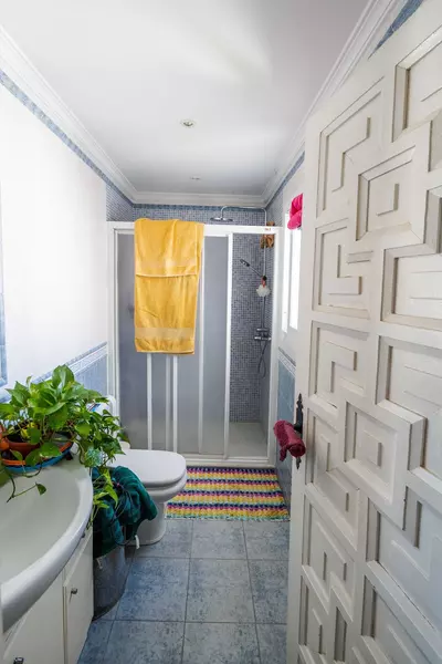 Top Floor Apartment in El Paraiso