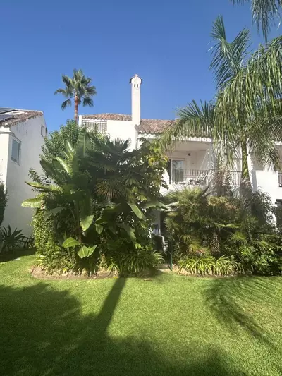 Townhouse in Nueva Andalucía