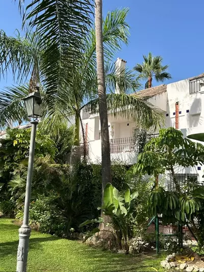 Townhouse in Nueva Andalucía