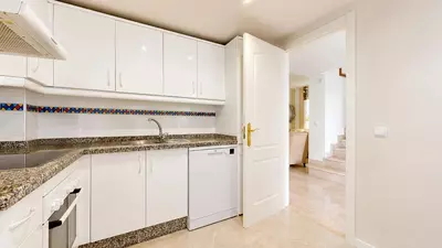 Townhouse in Nueva Andalucía