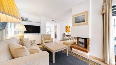 Townhouse in Nueva Andalucía