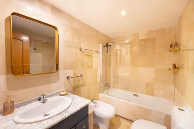 Middle Floor Apartment in Guadalmina Alta