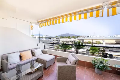 Middle Floor Apartment in Guadalmina Alta