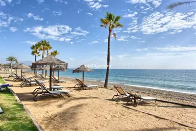Middle Floor Studio in Estepona