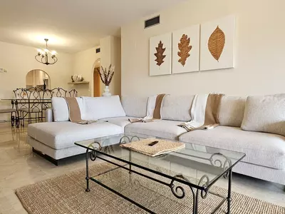 Middle Floor Apartment in Guadalmina Alta