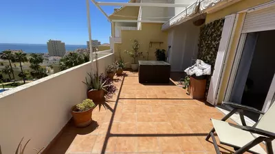 Middle Floor Apartment in Estepona