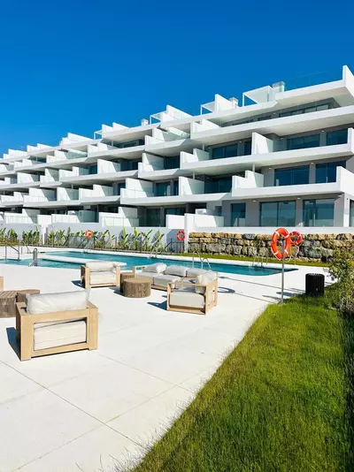 Middle Floor Apartment in Manilva