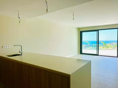 Middle Floor Apartment in Manilva