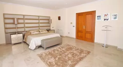 Detached Villa in El Paraiso