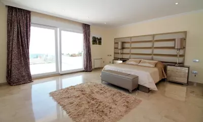 Detached Villa in El Paraiso