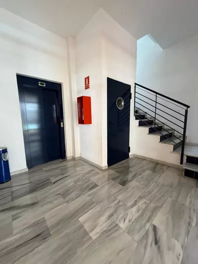 Middle Floor Apartment in Estepona