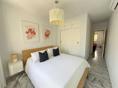 Middle Floor Apartment in Estepona