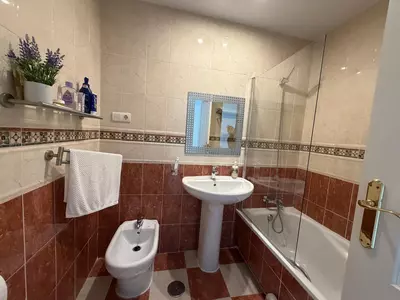 Middle Floor Apartment in Estepona