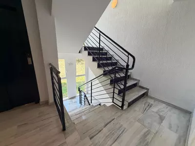 Middle Floor Apartment in Estepona