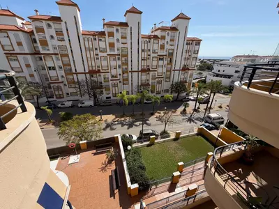 Middle Floor Apartment in Estepona